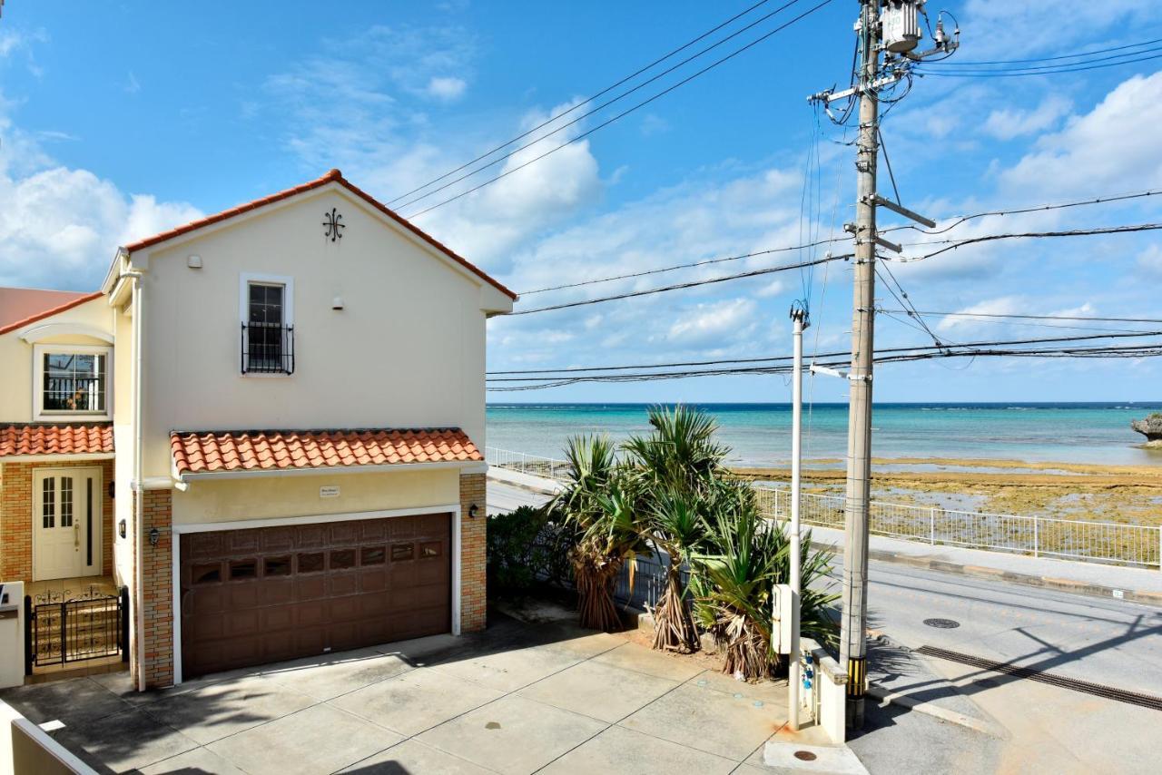 Villa Maeda Biru House Onna Esterno foto